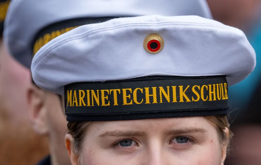 Ausbildungsstart künftiger Marineoffiziere erstmals in Parow